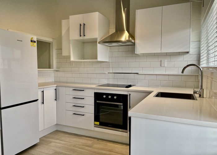  at 4/43 Halesowen Avenue, Sandringham, Auckland