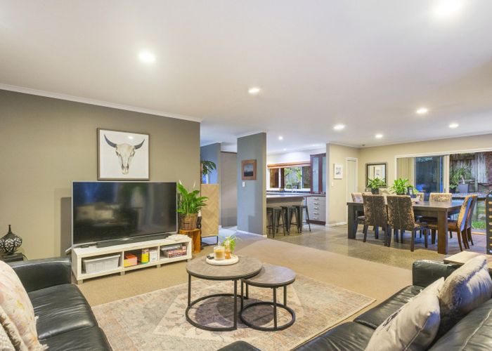  at 104 Rowesdale Drive, Ohauiti, Tauranga, Bay Of Plenty