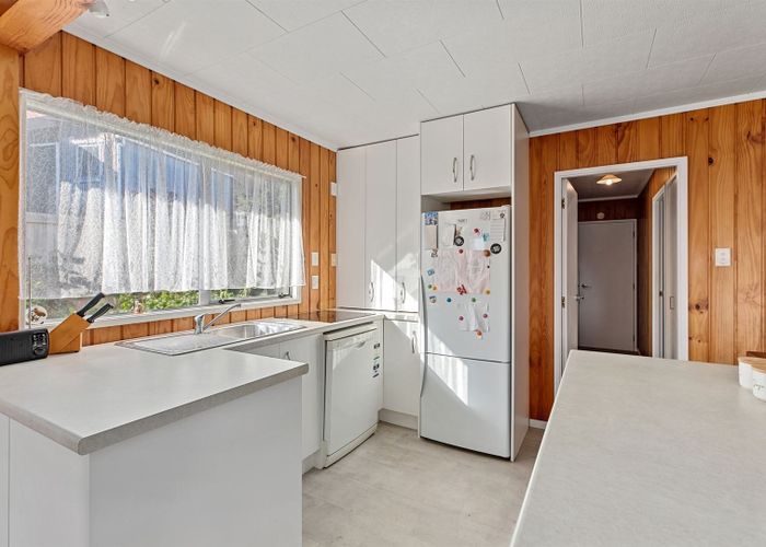  at 30 Te Arawa Place, Welcome Bay, Tauranga