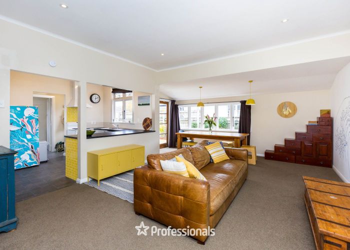  at 8 Melrose Street, Wallaceville, Upper Hutt, Wellington