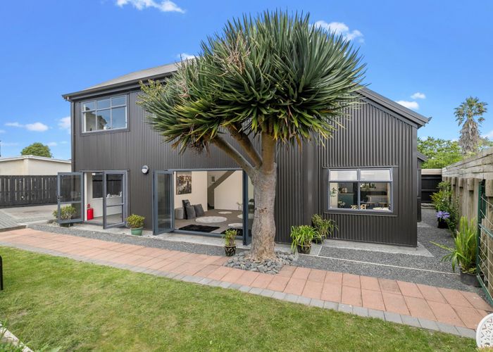  at 176 Rosebank Road, Avondale, Auckland