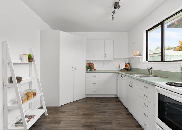  at 2/90 Conway Street, Somerfield, Christchurch