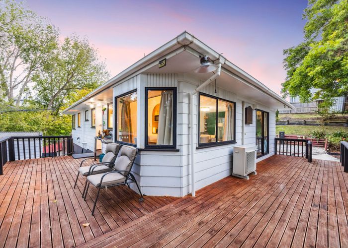  at 82 Alabaster Drive, Papatoetoe, Manukau City, Auckland