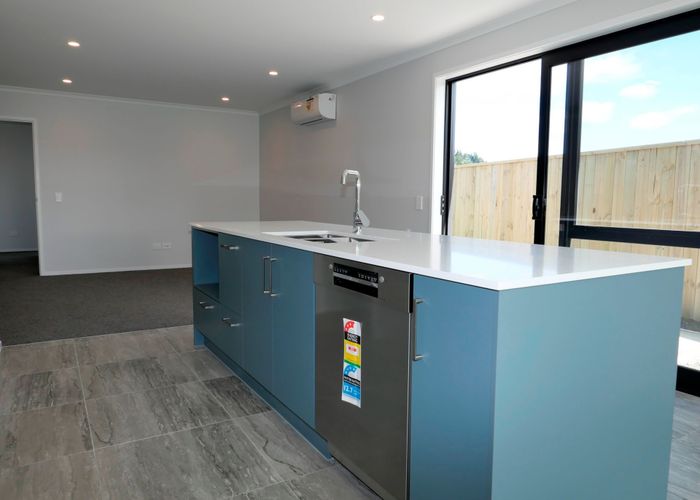  at 17 Foremast Pl, Whitby, Porirua, Wellington