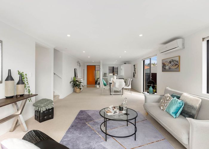  at 19 Lane Cameron Place, Flat Bush, Auckland