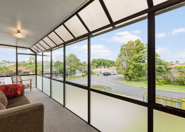  at 2/54 LUTON AVE, Sunnyhills, Auckland