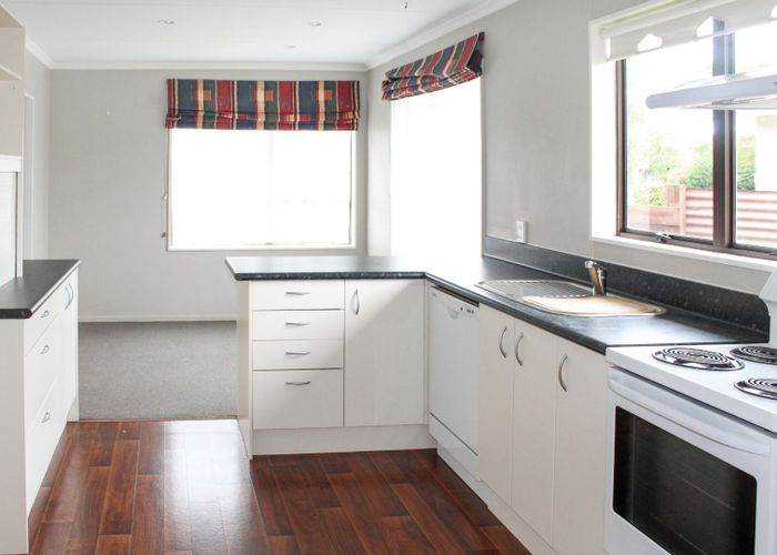  at 37 Humphries Place, Awapuni, Palmerston North, Manawatu / Whanganui