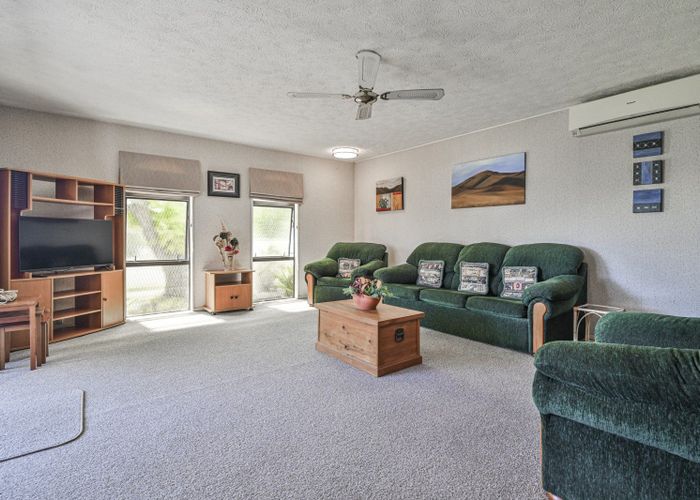  at 810 Eaton Road, Saint Leonards, Hastings