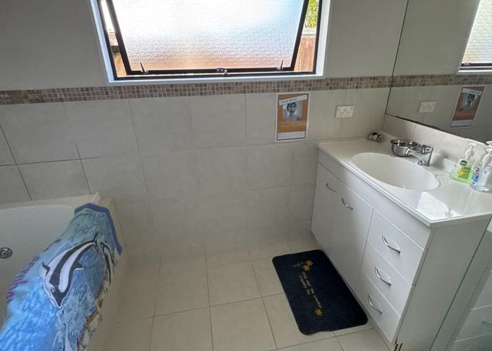  at 2/46 Moa Road, Point Chevalier, Auckland City, Auckland