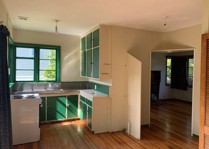  at 33 Coates Street, Tawa, Wellington, Wellington