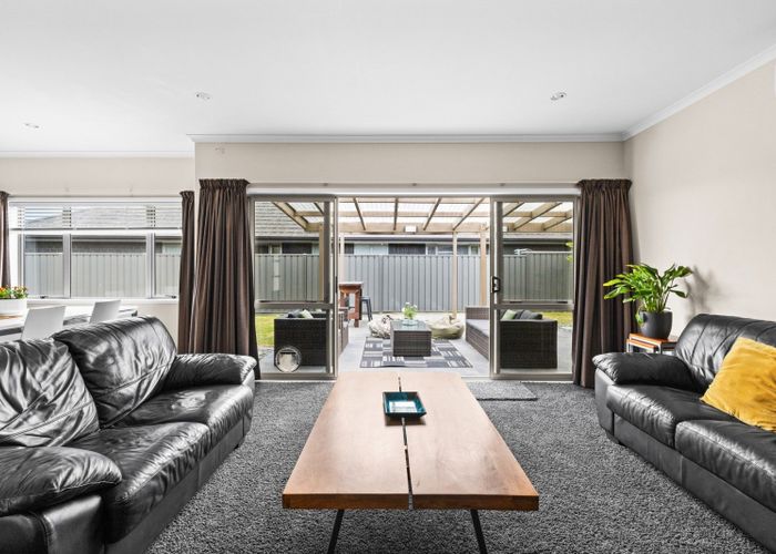 at 60 Kapiti Drive, Poraiti, Napier