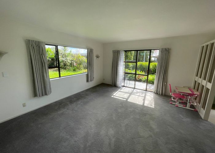  at 1/1 Pickwick Parade, Mellons Bay, Auckland