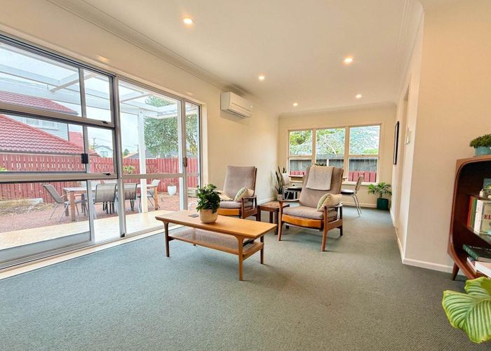  at 3/2 Fearon Avenue, Three Kings, Auckland