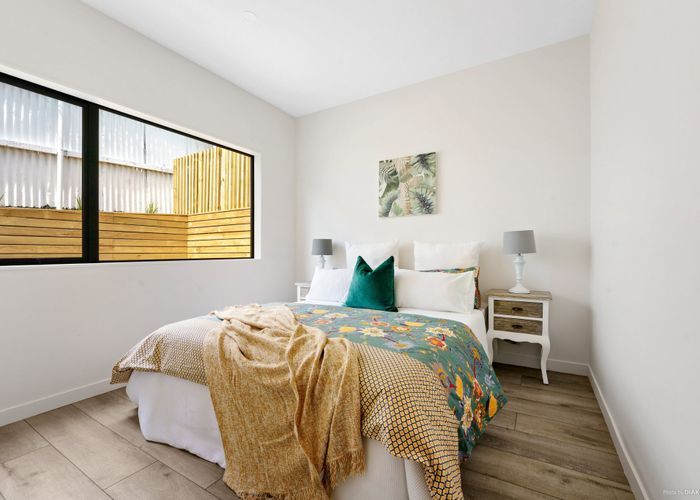  at 70E union road, Howick, Manukau City, Auckland