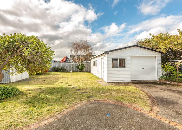  at 6 College Street, Whanganui, Whanganui