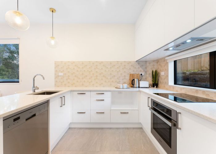  at 15F & 17B Tabitha Crescent, Henderson, Waitakere City, Auckland