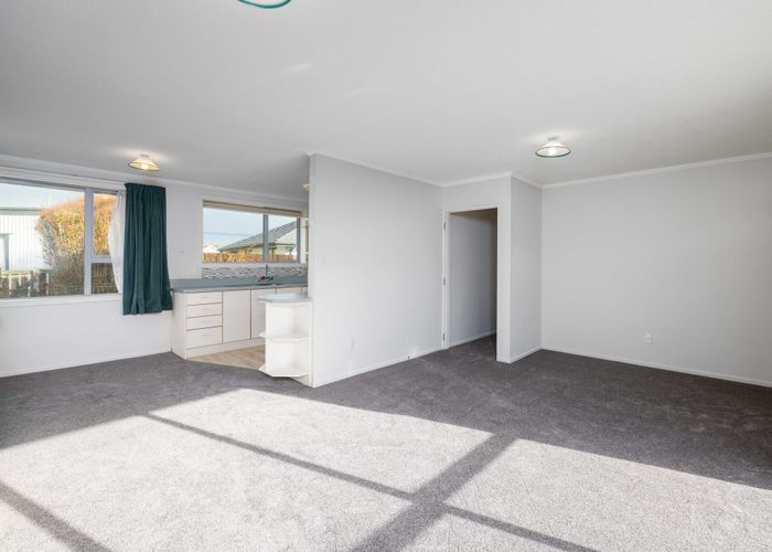  at 3 Royal Park Drive, Parklands, Christchurch