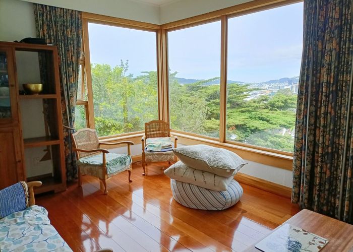  at 121 Barnard Street, Wadestown, Wellington, Wellington