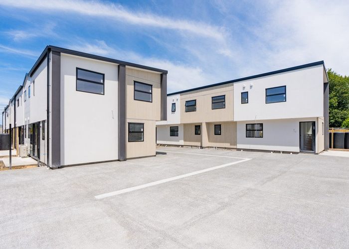  at 1/146 Blenheim Road, Riccarton, Christchurch City, Canterbury