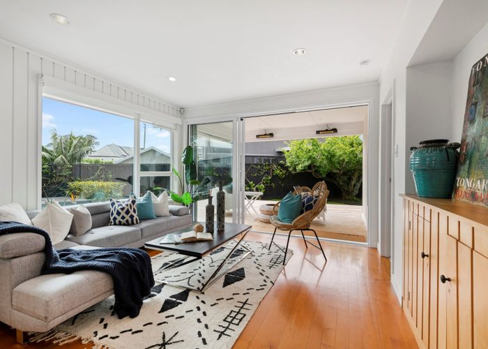  at 21 Laurence Street, Manly, Whangaparaoa
