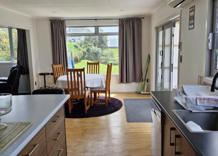  at 11B Catherine Crescent, Moturoa, New Plymouth, Taranaki