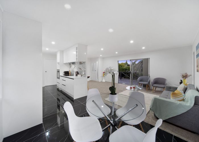  at 7 Slim Place, Clendon Park, Auckland