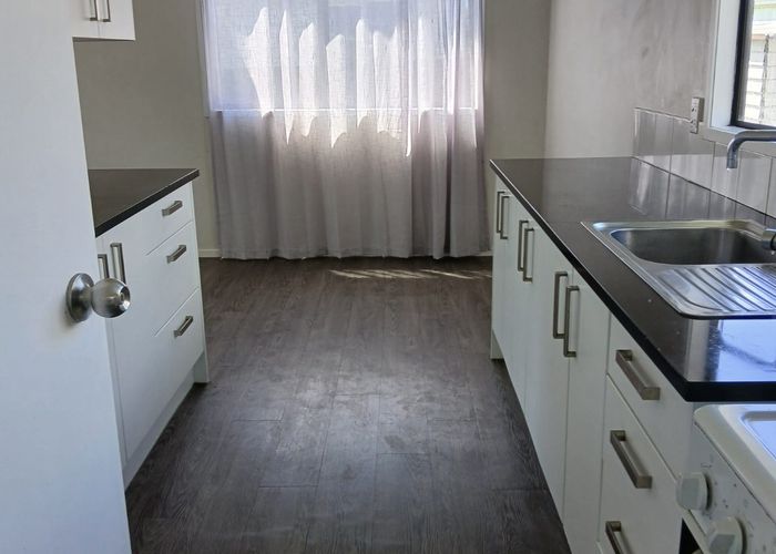  at 2/12 Melleray Place, Manurewa, Manukau City, Auckland