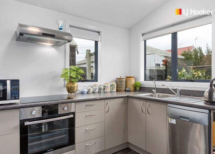  at 82 Bay View Road, South Dunedin, Dunedin