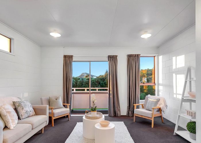  at 4/12 Thornley Street, Titahi Bay, Porirua, Wellington