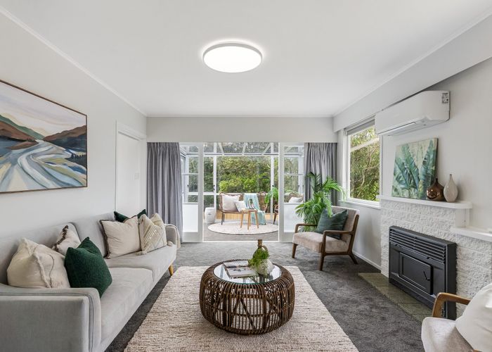  at 27 Lynda Avenue, Paparangi, Wellington, Wellington