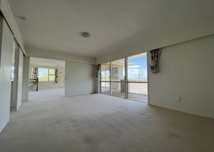  at 53 Juniper Road, Sunnynook, Auckland