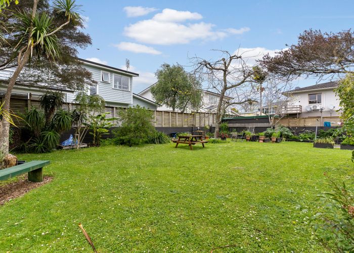  at 10/43 Woodward Road, Mount Albert, Auckland City, Auckland