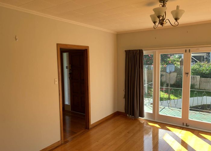  at 33 Herd Road, Hillsborough, Auckland City, Auckland