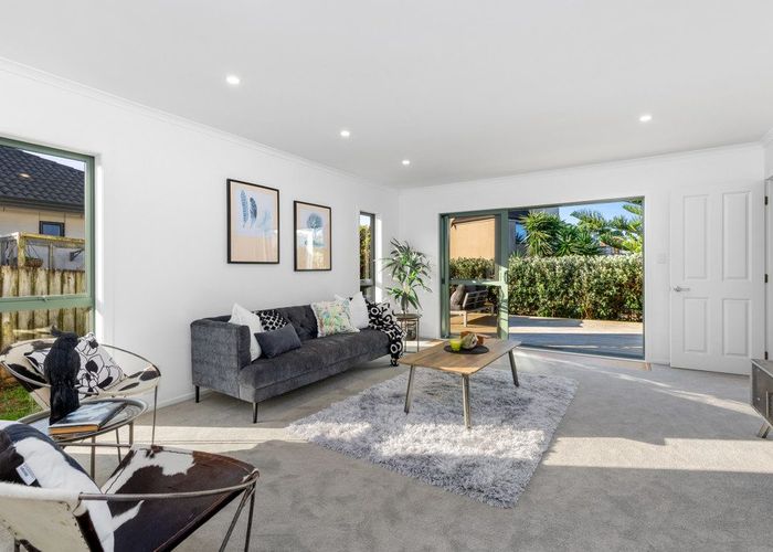 at 15 Spinnaker Point, Manly, Whangaparaoa