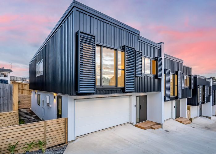  at 69C Chivalry Road, Glenfield, North Shore City, Auckland