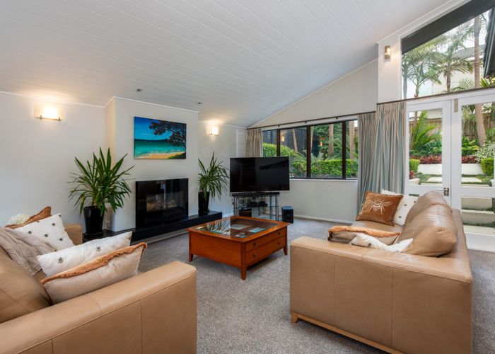  at 33A Craig Road, Milford, Auckland