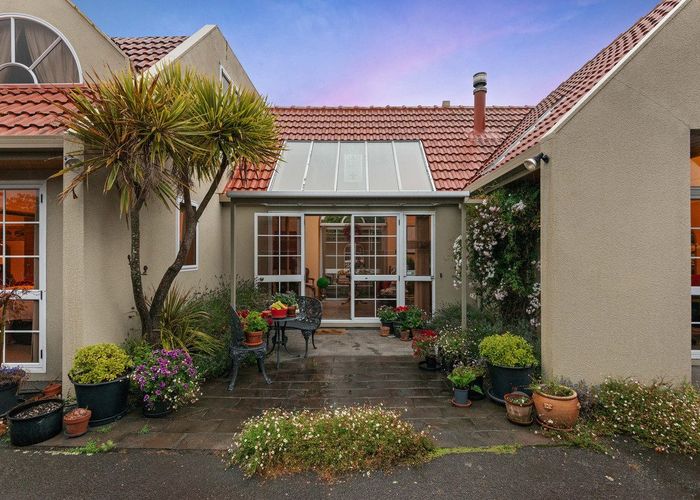  at 28 Ings Avenue, Saint Clair, Dunedin, Otago