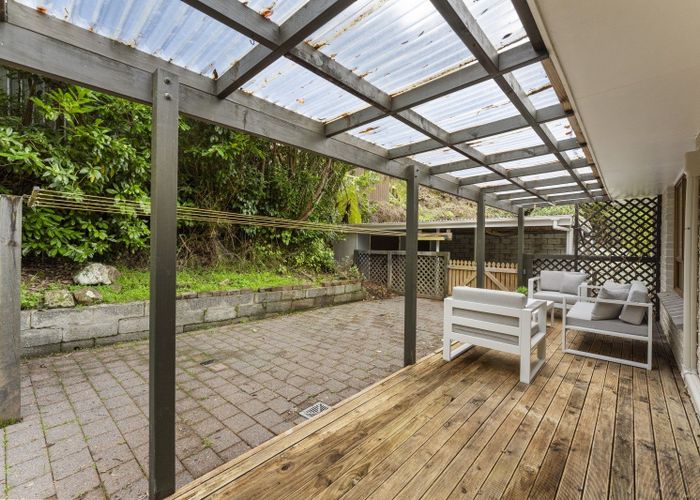  at 2/110 Pinehaven Road, Pinehaven, Upper Hutt
