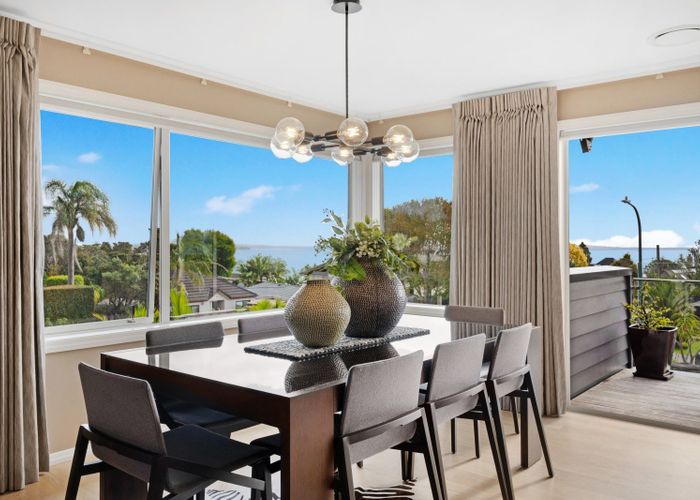  at 1/25 Seymour Road, Mellons Bay, Auckland