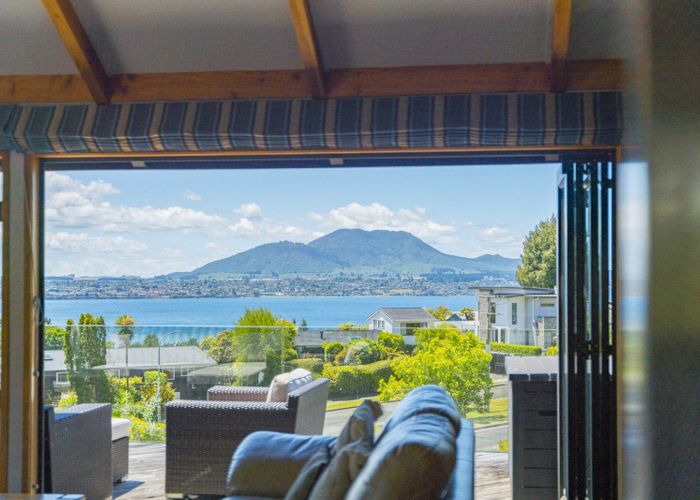  at 1/11 Krissell Place, Acacia Bay, Taupo, Waikato
