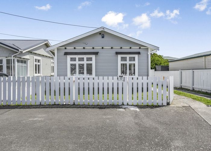  at 17 Collins Street, Petone, Lower Hutt