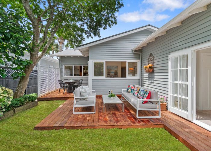  at 15 Duders Avenue, Devonport, North Shore City, Auckland