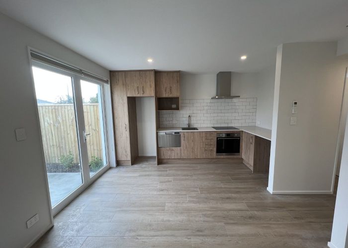  at 2/68  Harrow St, Phillipstown, Christchurch City, Canterbury