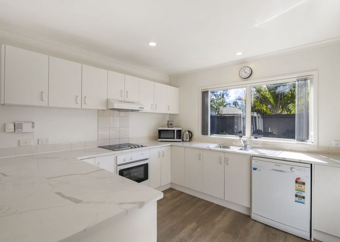  at 319A Royal Road, Massey, Waitakere City, Auckland