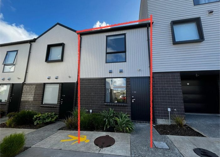  at 9/3234 Great North Road, New Lynn, Waitakere City, Auckland