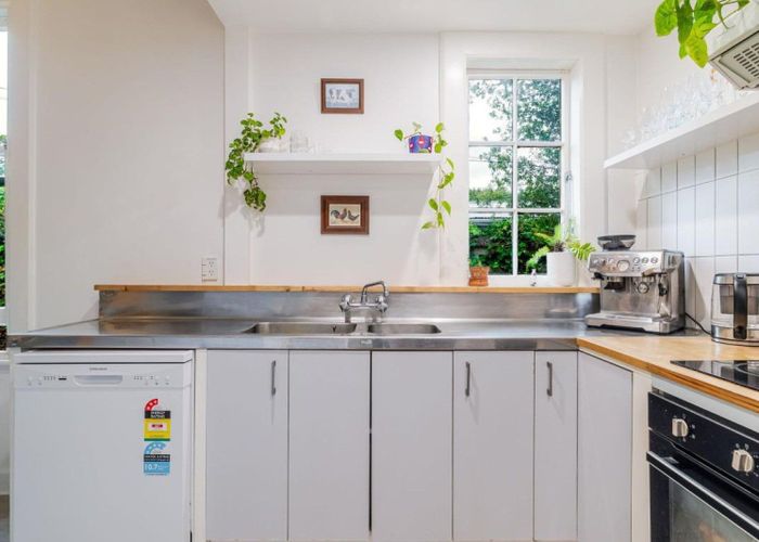  at 6B Rolleston Street, Hokowhitu, Palmerston North, Manawatu / Whanganui