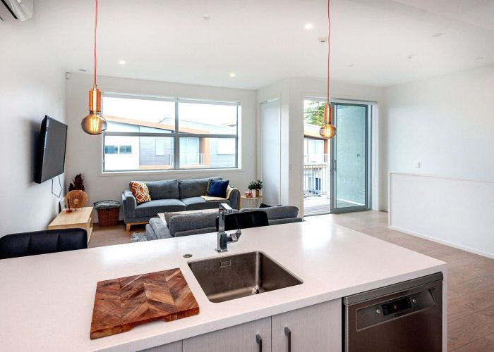  at C4/18 Oteha Valley Road Extension, Albany, North Shore City, Auckland