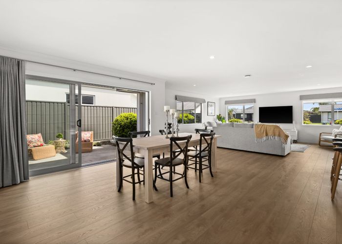  at 90 Hunter Drive, Te Awa, Napier, Hawke's Bay