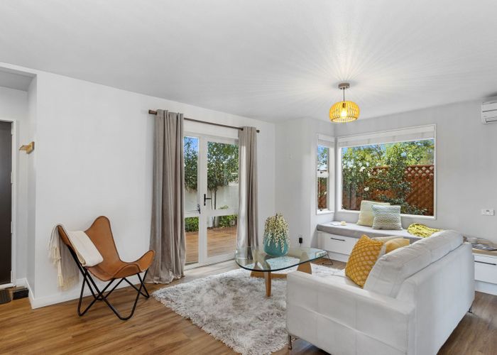  at 2/270 Kilmore Street, Christchurch Central, Christchurch