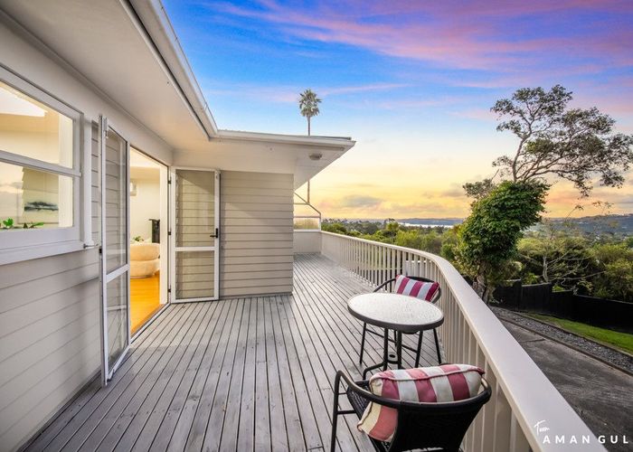  at 42 Upper Harbour Drive, Greenhithe, Auckland